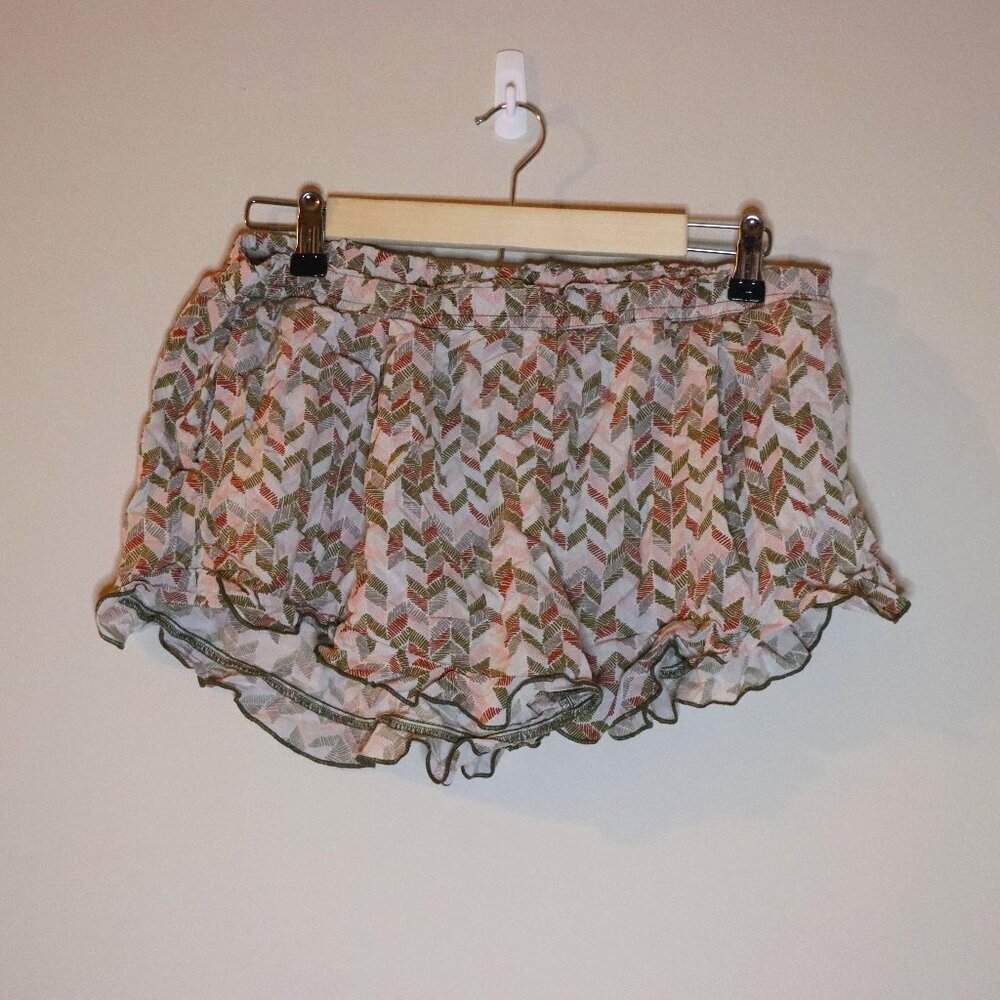 Melrose and Market, light flowy comfy shorts, pink grey and color variance, Med